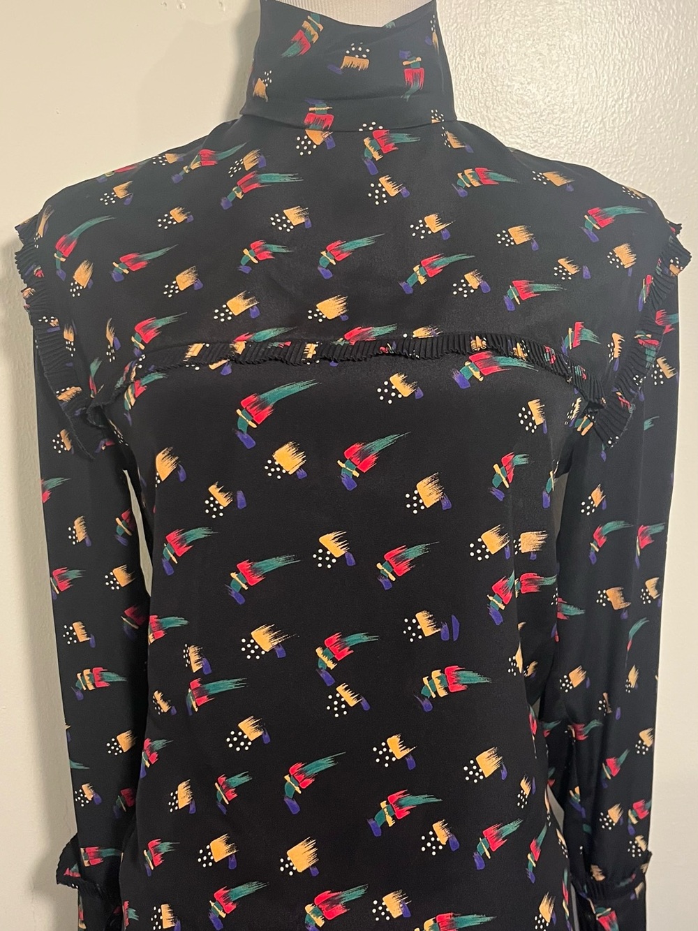 Vtg Chloe silk top